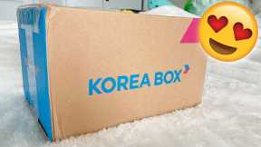 😍Unboxing My First Ever Korea Box! | April 2019 Kpop Box!