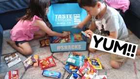 Variety Fun Subscription Snack Box Review & Unboxing | Yummy Snacks FTW