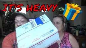 Fan Mail Unboxing/Mystery Gift