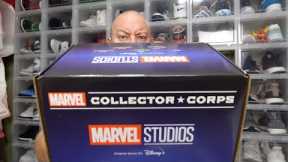 Cracking open the Marvel Collectors Corp Funko Pop Mystery Box