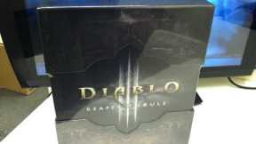 Unboxing Diablo III Reaper of Souls Collector's Edition!!