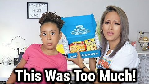 Snack Crate Subscription Unboxing