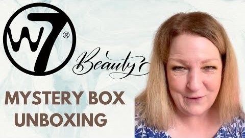 W7 Affordable Beauty Mystery Box Unboxing 