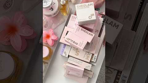 let’s unbox my pink @sheglam_official  mega haul 💗 #sheglam #m akeup #preppy #shorts #SHEGLAMhaul