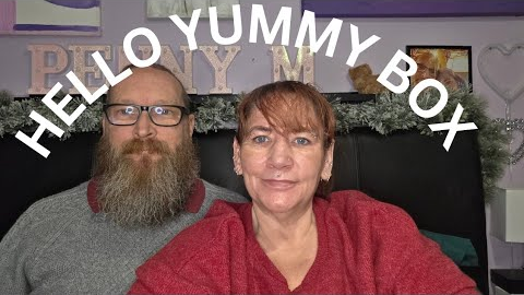 Trying a New Snack subscription box!! #snackboxunboxing #snacks 