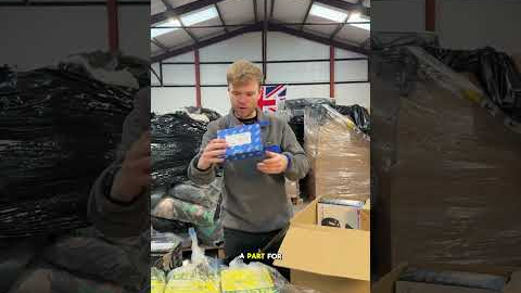 Unboxing An Amazon Returns Mystery Box — Full Of Trade Gear And Car Parts 📦👀