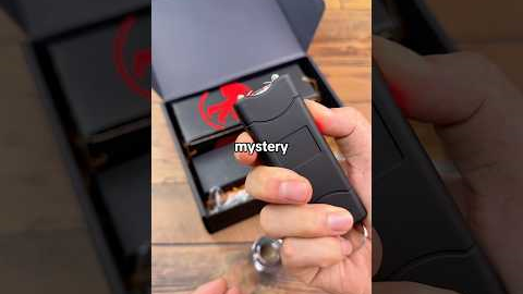 This customer didn’t want this box 🥺 #unboxing #mysteryknives #knives