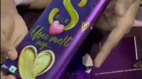 Gifts Unboxing For my love 🎁#gift #medicalstudent #chocolate #velentine_day 