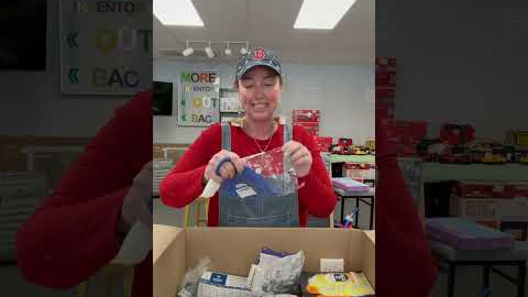 3.4.26 Unboxing Amazon Mystery Box w over $700 in products. #amazonmysterybox