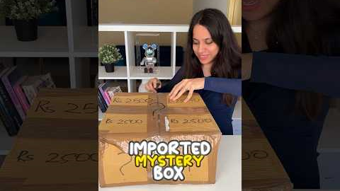 Rs 2500 IMPORTED MYSTERY BOX UNBOXING 😱😱 | Imported Food Review 😍