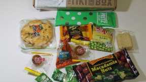 Unboxing The Tiki Box 2015 - Hawaii Snack Subscription Box @thetikibox